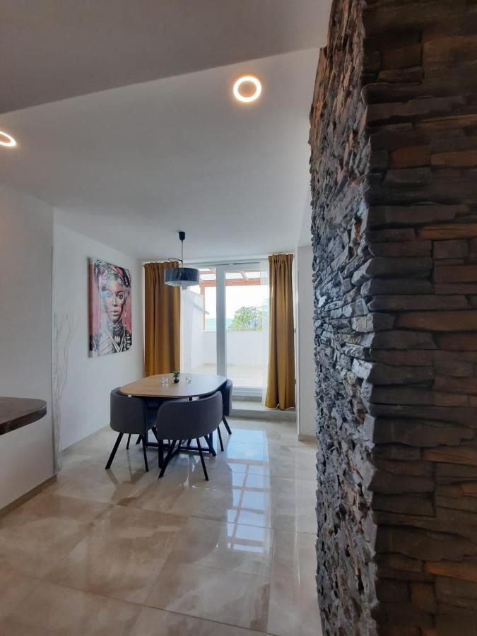 Njivice, Otok Krk, Apartman Dora Εξωτερικό φωτογραφία
