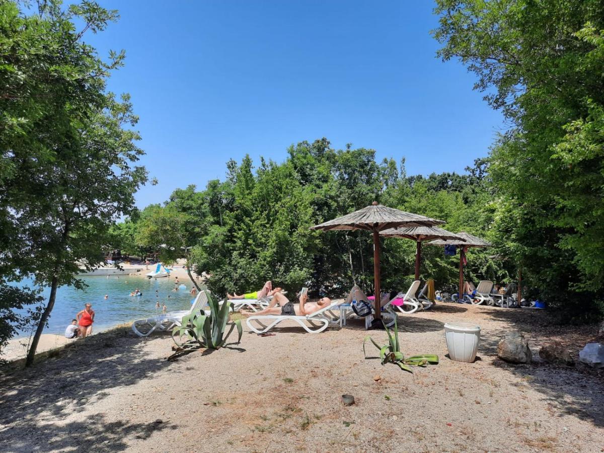 Njivice, Otok Krk, Apartman Dora Εξωτερικό φωτογραφία