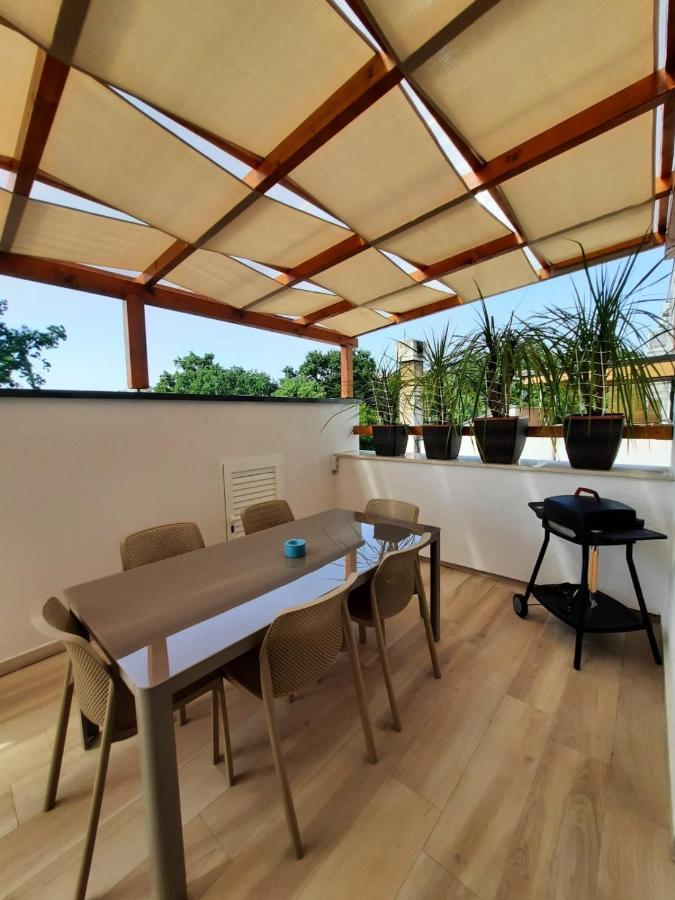 Njivice, Otok Krk, Apartman Dora Εξωτερικό φωτογραφία